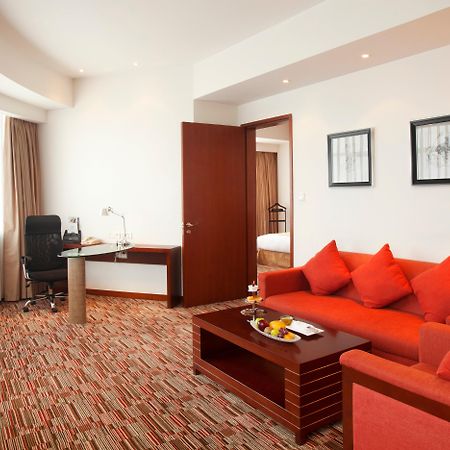 Holiday Inn Xiaoshan By Ihg Hangzhou Exterior photo